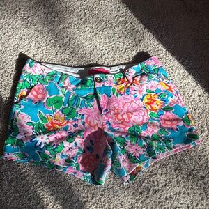 Lilly Pulitzer 5” stretch Callahan Short - sz 8